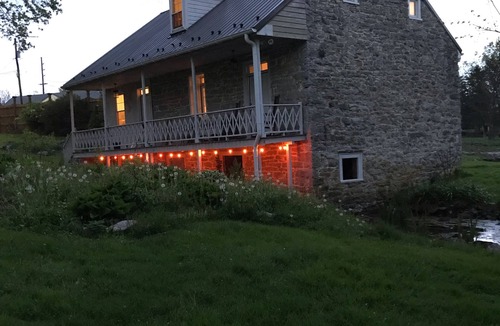 Hagerstown Cottage | Unique Historic Cottage - Springhouse 1803