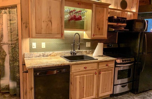 Shenandoah Cabin | Unique Hobbit House Accommodation with a Private Hot Tub in Shenandoah, Virginia