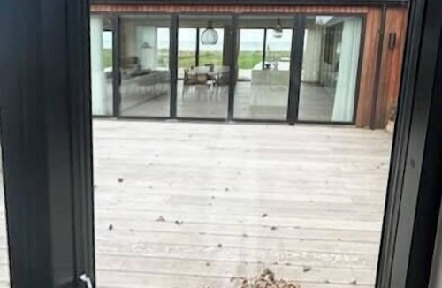 Vejlby Fed House | Unique holiday home directly on the beach