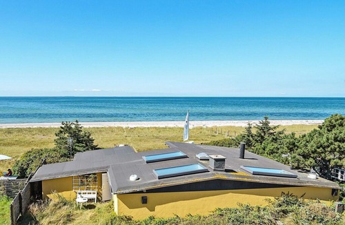 Kalundborg House | Unique Holiday Home in Kalundborg with Sea View