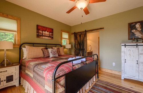 Seven Devils Cabin | Unique Home Atop Seven Devils