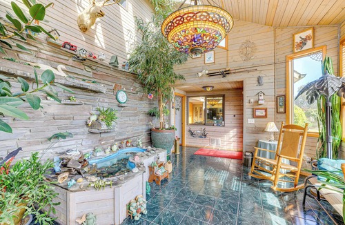 Sequim House | Unique Home w/Beautiful Mtn Views!