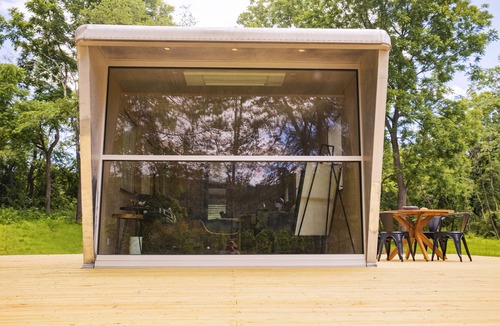 Port Ewen House | Unique Hudson Valley Luxury Glamping in Stunning Camper + Heated Salt-Water Pool