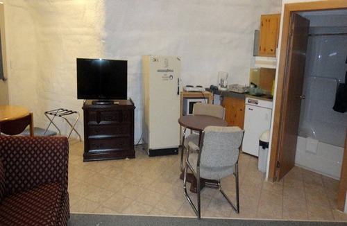 Cochrane Cabin | Unique Igloo Getaway for Two in Cochrane, Ontario