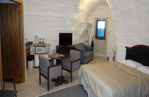 Cochrane Cabin | Unique Igloo Getaway for Two in Cochrane, Ontario