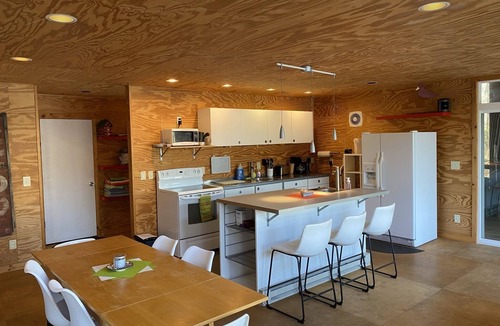 Buchanan House | Unique Island Getaway!