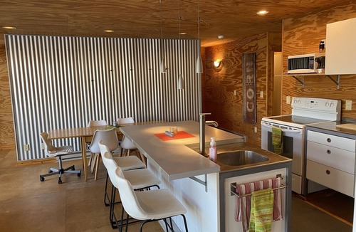 Buchanan House | Unique Island Getaway!