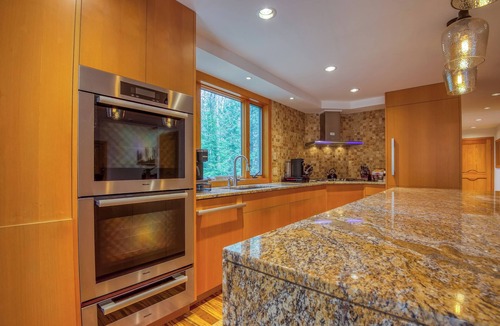 Jackson House | Unique Jackson's Jewel!