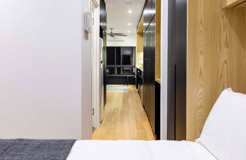 Ipswich House | Unique Leafy Tiny House /Granny Flat