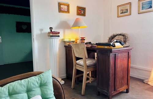 Chateau-Thierry Apartment | Unique loft near Paris Sleeps 25 Giant Screen Full privatization