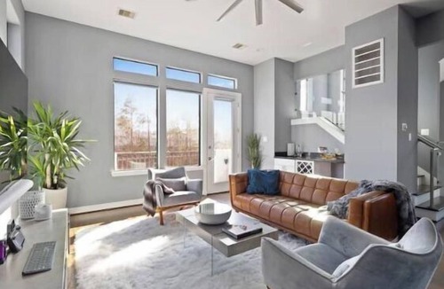 Neartown House | Unique Luxurious Houston Experience and Escape