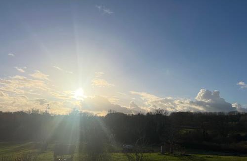 Sevenoaks Apartment | Unique luxury self-contained oast apartment