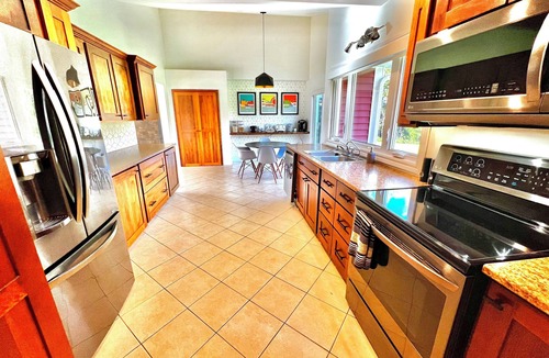 Hammonds Plains House | UNIQUE Modern Character Home - Sleeps 10 ($)