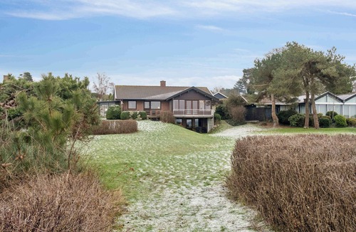 Olsted House | Unique nature holiday with panoramic water views