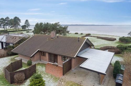 Olsted House | Unique Nature Holiday With Panoramic Water Views