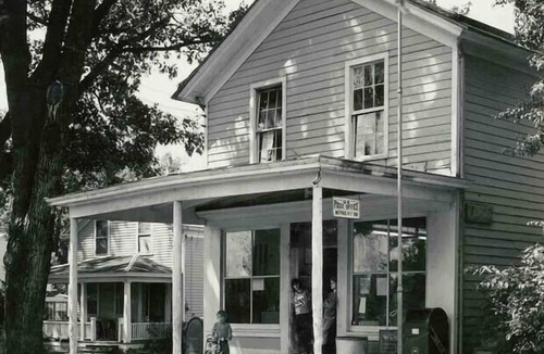 Mottville Apartment | Unique Old General Store Studio in Skaneateles