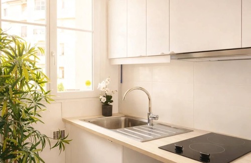 Butte-aux-Cailles Apartment | Unique Parisian flat near Gare Montparnasse