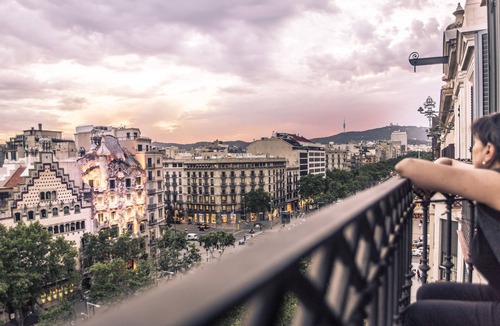 Eixample Apartment | UNIQUE Paseo de Gracia CASA BATLLÓ Barcelona Center