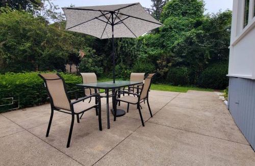 West Roxbury Apartment | Unique & Peaceful Boston Home(Free Parking)