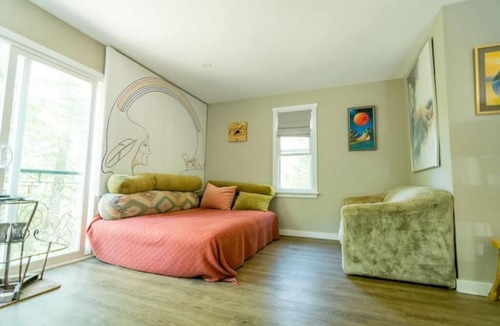 Scugog Cabin | Unique Private Lodge one hour from Toronto.