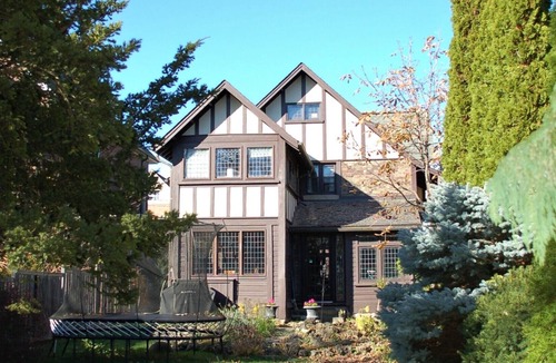 Riverdale House | Unique, restored, Arts and Crafts historical home. Furnished.