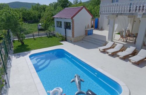 Muc Apartment | Unique retreat - Apartment Harmony with private pool