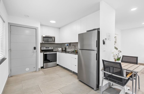 Deerfield Beach Apartment | Unique Retreat - Unit B: Homey First-floor Haven