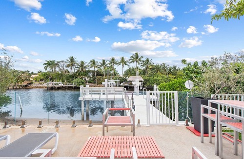 Deerfield Beach Apartment | Unique Retreat - Unit B: Homey First-floor Haven