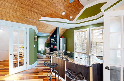 Chester County House | Unique riverfront studio with pool, hot tub, W/D access, grill & AC