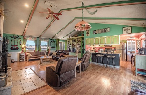 Divide House | Unique Rocky Mountain adventure "base camp" for 12