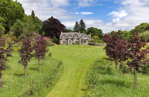 Saddell House | Unique Scottish Victorian Country House In The Trossachs/Loch Lomond- 6 bedrooms