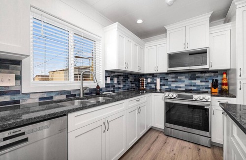 Downtown Branson House | Unique Shipping Container Stay - Walk to Branson Landing!