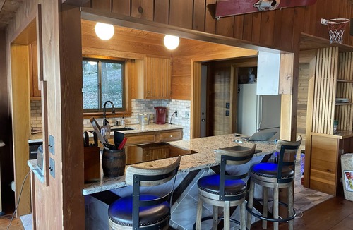 Skaneateles House | Unique Skaneateles Lakefront property