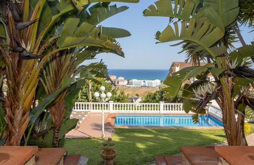 Santa Susanna Villa | Unique space with private pool 2km from beach