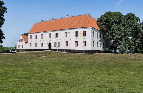 Hjørring Municipality Apartment | Unique stay at Odden Manor & museum
