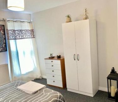 Waltham Abbey House | Unique stay