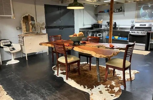 Springdale Apartment | Unique stay in a vintage gas station