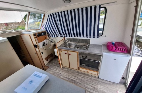 Chenille-Change Boat Rental | Unique Stay Onboard in Chenillé-Changé - Up to 5 Guests