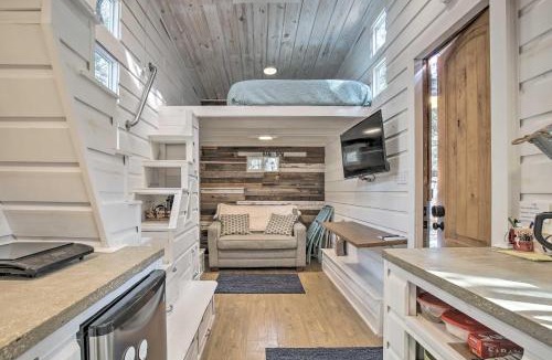 North San Antonio - SAT Apartment | Unique Stay: 'Tiny Everest' San Antonio Home!