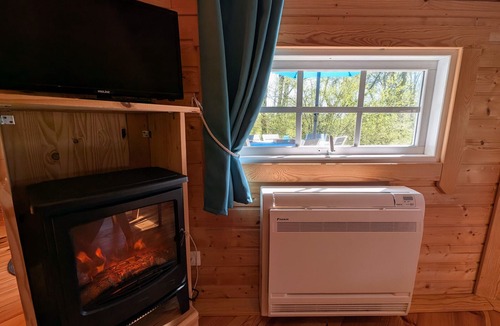 Mantoche Cottage | Unique Stays by the Saône River with Air Conditioning