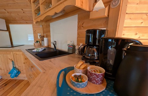 Mantoche Cottage | Unique Stays by the Saône River with Air Conditioning