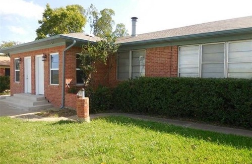 Denton Apartment | Unique Studio Near Presbyterian Hospital, UNT & Denton Square