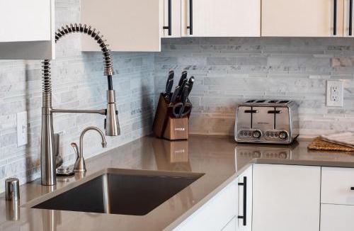 Monroe Apartment | Unique Stylish Place Downtown Monroe! #104