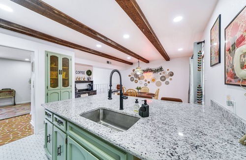 North San Antonio - SAT House | Unique & Stylish San Antonio Home w/Deck!