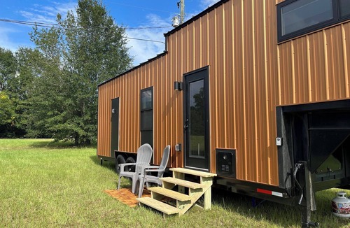 Hartsville Apartment | Unique tiny home experience in a park with several!