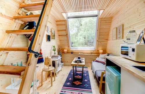 Acton Cabin | Unique Tiny House Rental for Getaways near Toronto