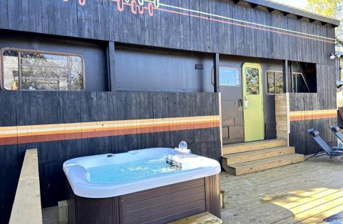 Leander House | Unique Tiny House with Hot-tub, Fire Pit and Hiking Trail in Leander, Texas