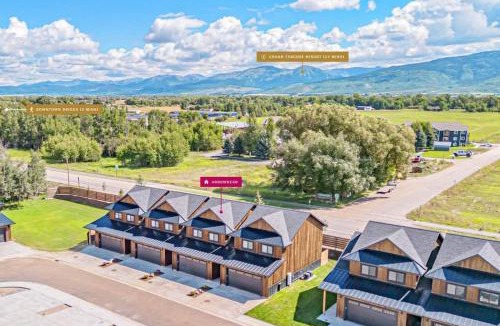 Driggs House | Unique Townhome with AC Garage Patio