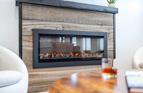 Driggs House | Unique Townhome with AC Garage Patio