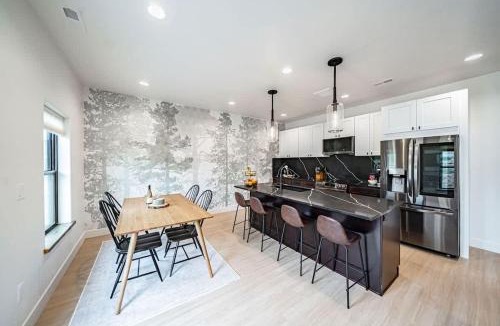 Driggs House | Unique Townhome with AC Garage Patio